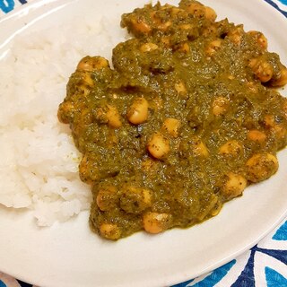 栄養たっぷり！(^^)ほうれん草と大豆のカレー♪